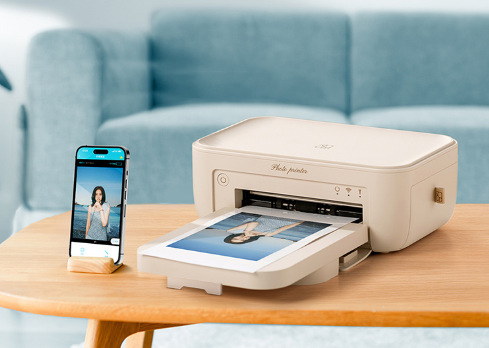 HPRT CP4100 small photo printer for 4x6 standard photo prints