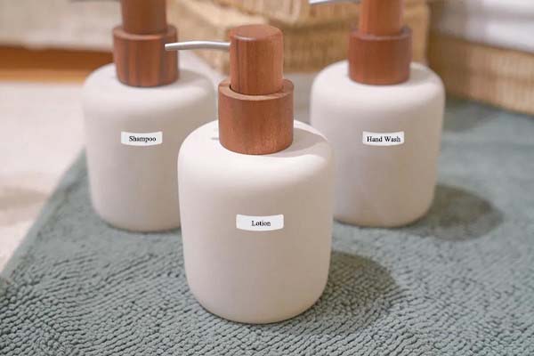 Label toiletries