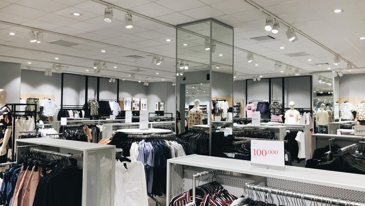 A picture of H＆M shop