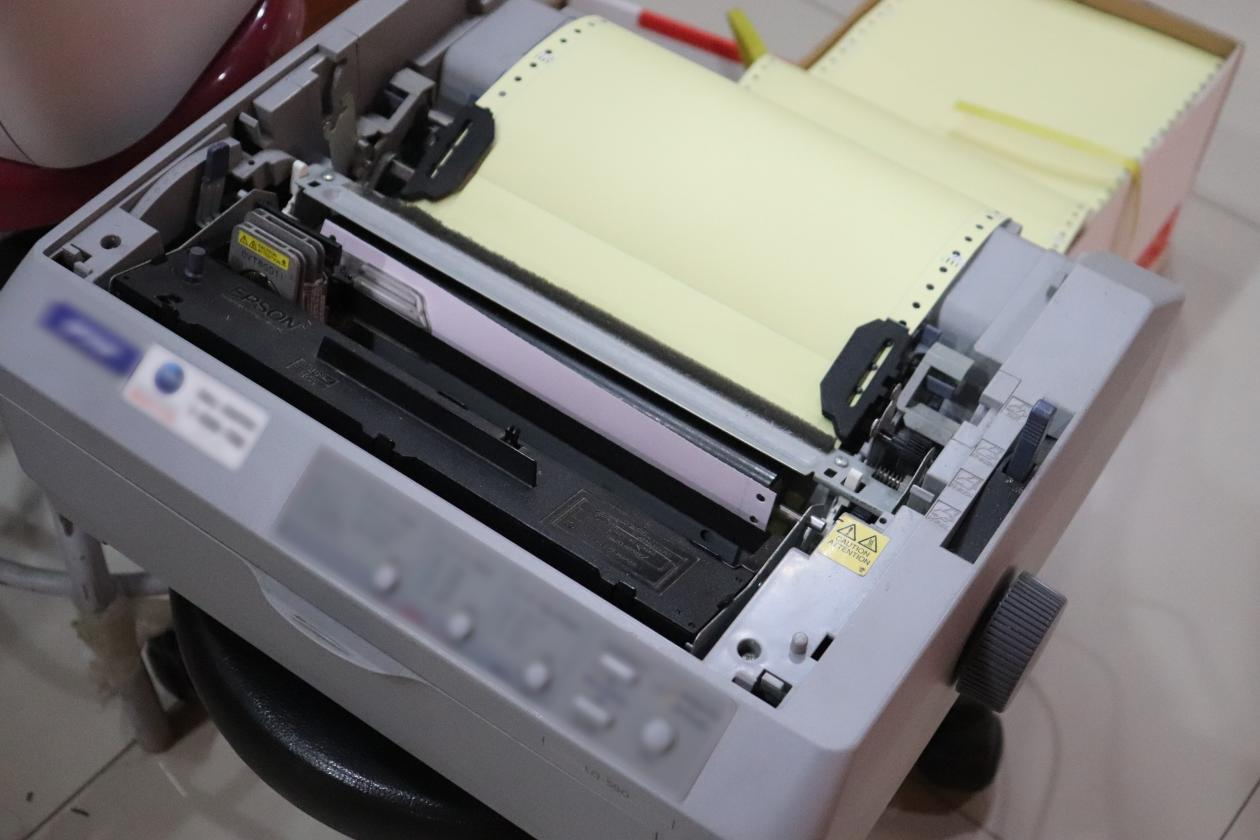 the photo scene of dot matrix receipt printer