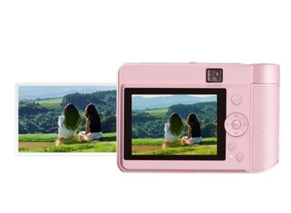 the HPRT Z1 instant camera prints high quality photo